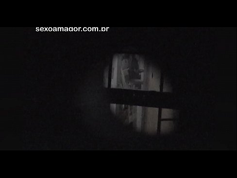 ❤️ Блонді таємно знімає на відео сусідський вуайерист, прихований за порожнистими цеглами ❤️❌ Порно fb на порно uk.special-grasser.ru ❤